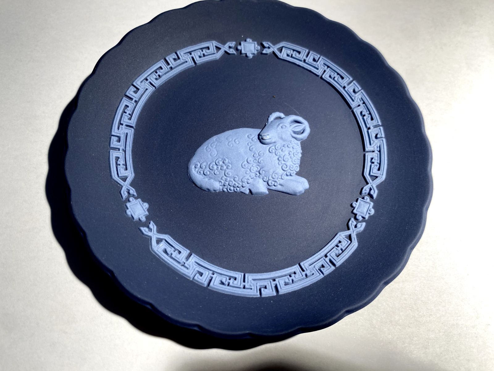 NEW - Wedgwood Jasperware Eto 2003 Year Tray Plate Sheep Zodiac