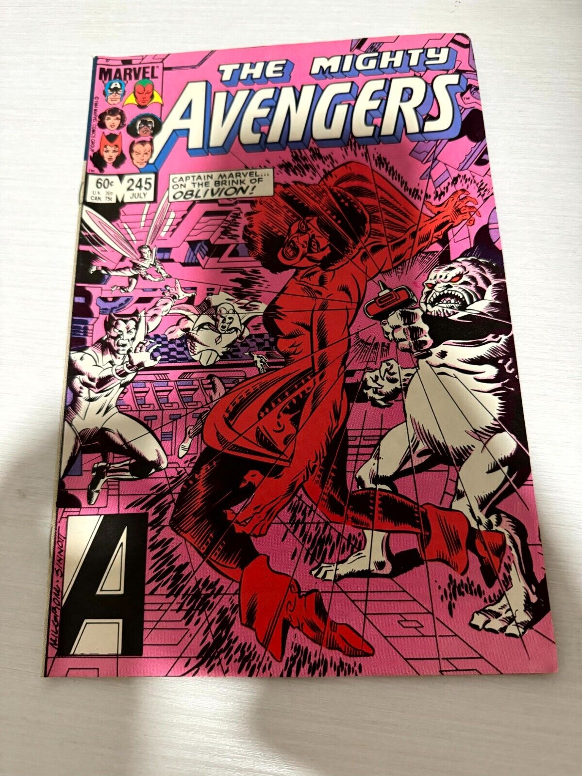 Avengers #245 Great condition Fast shipping