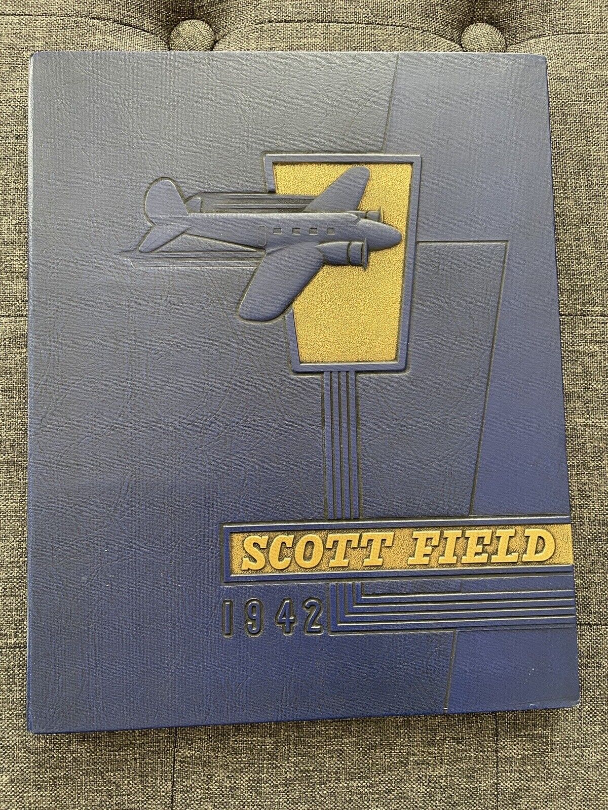 Vintage WWII Scott Field Yearbook 1942 Army Air Forces Tech School WW2