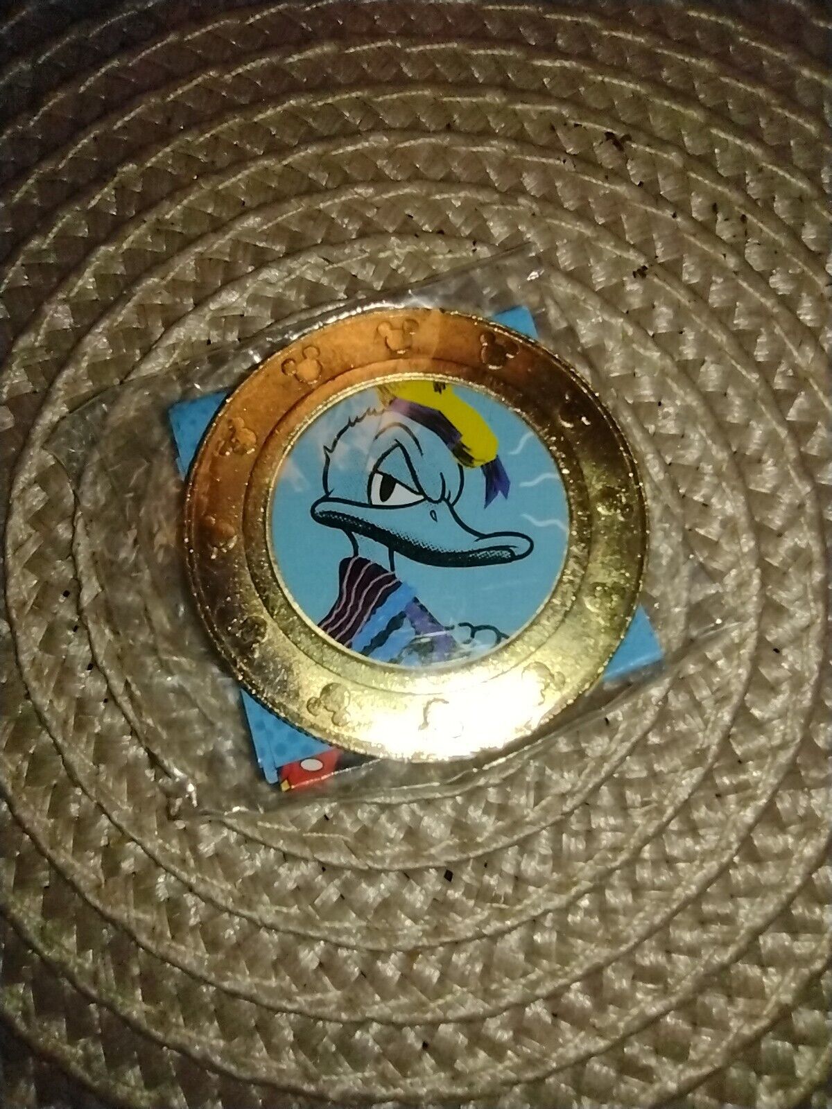 Disney Mickey and Friends Wonder Mates Coin - Donald Duck (BLUE) - Frankford