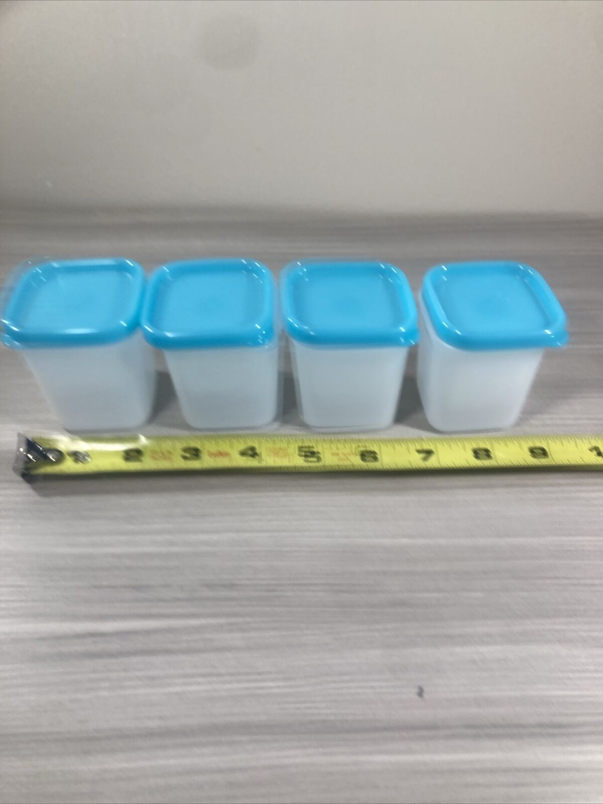Tupperware Freeze-It Mini Square Rounds Set of 4 Containers 2.5 oz New 