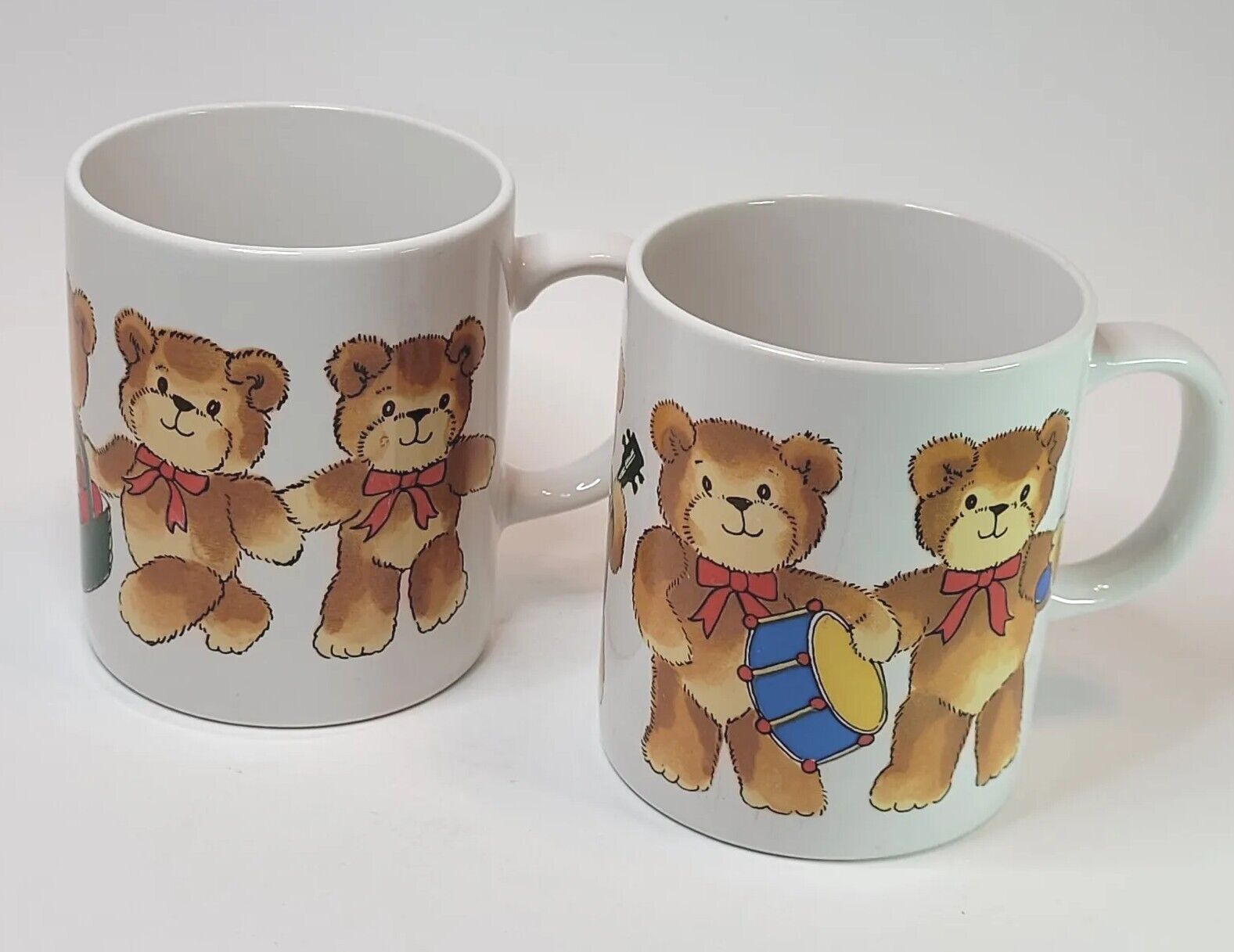 Vtg Teddy Bear Mugs (2) Bears W/Instruments Whimsical Kawaii Crafts 4\