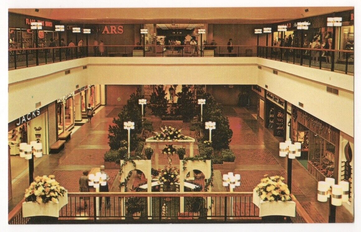 Warwick Rhode Island c1960\'s Midland Mall Enclosed Shopping Center