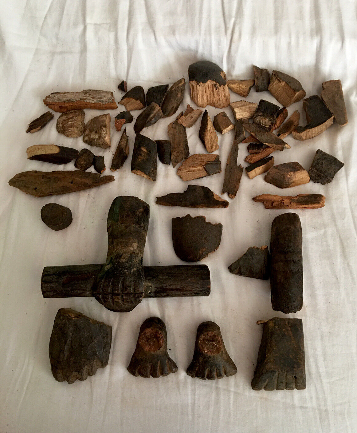 Lot of Pre-Columbian Art Pottery Primitive Wood Fragments Archaeological Salvage