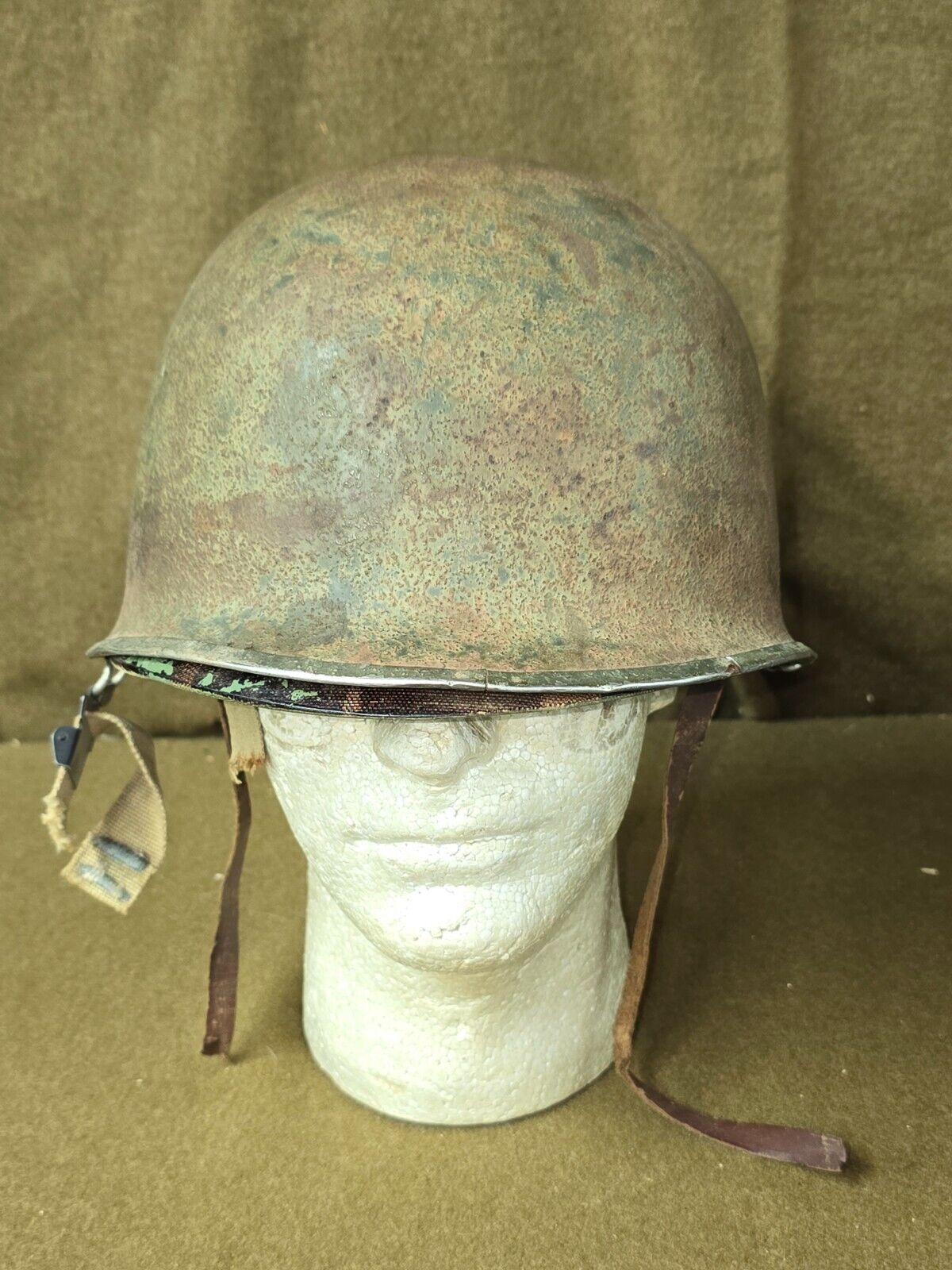 WWII US Army Front Seam Swivel Bale Helmet with CAPAC Liner