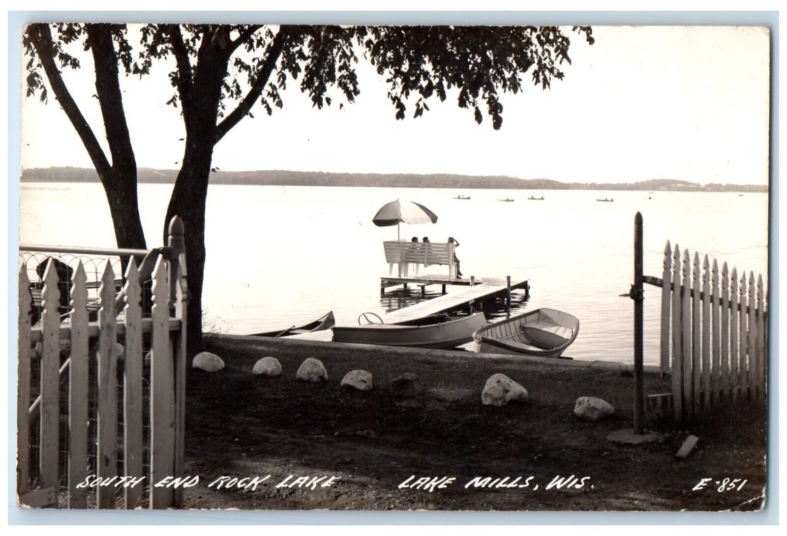 c1940\'s South End Rock Lake Umbrella Lake Mills Wisconsin WI RPPC Photo Postcard