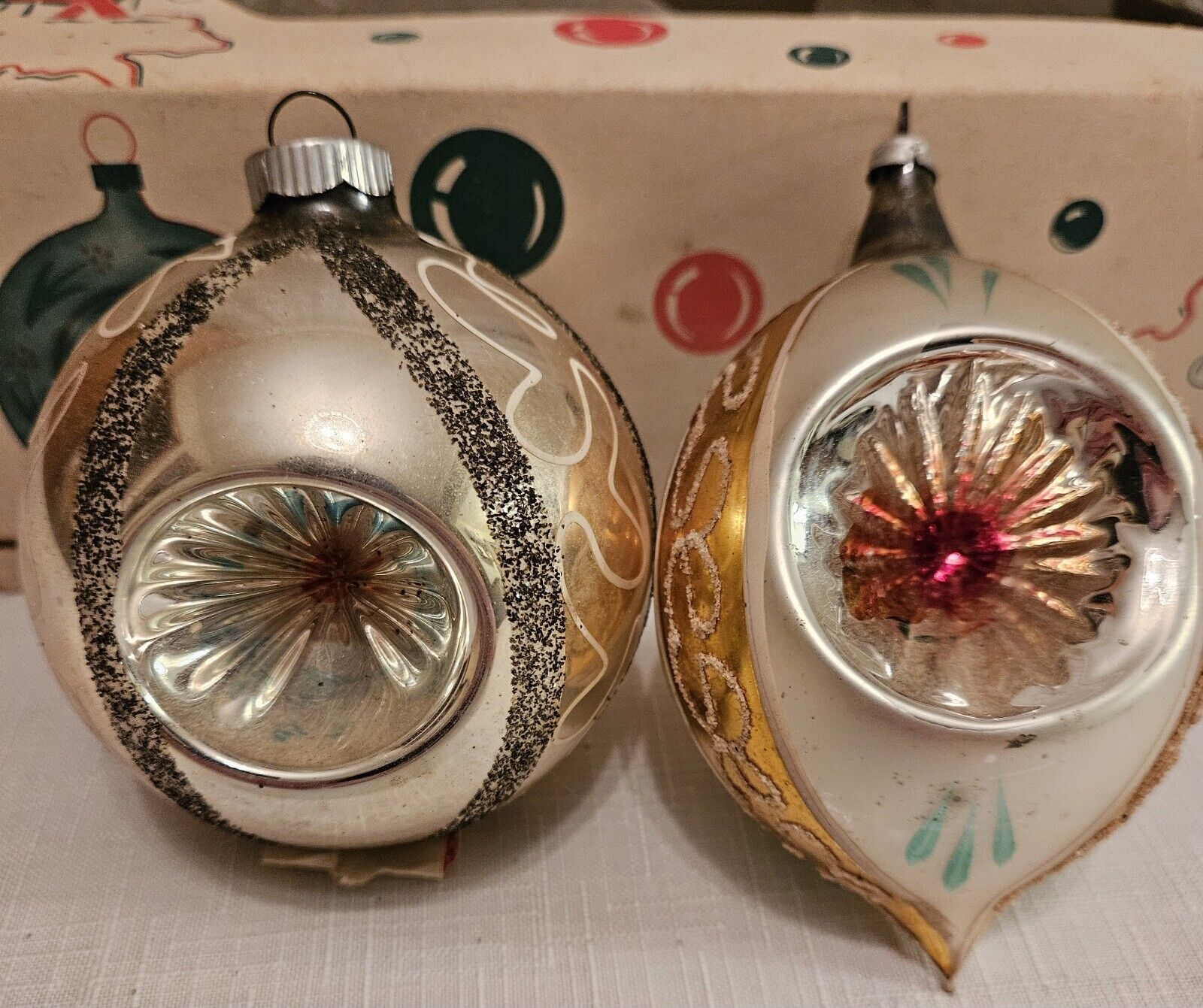 5 Vintage Shiny Brite Indent Ornaments Round & Teardrop 1.75”-2”