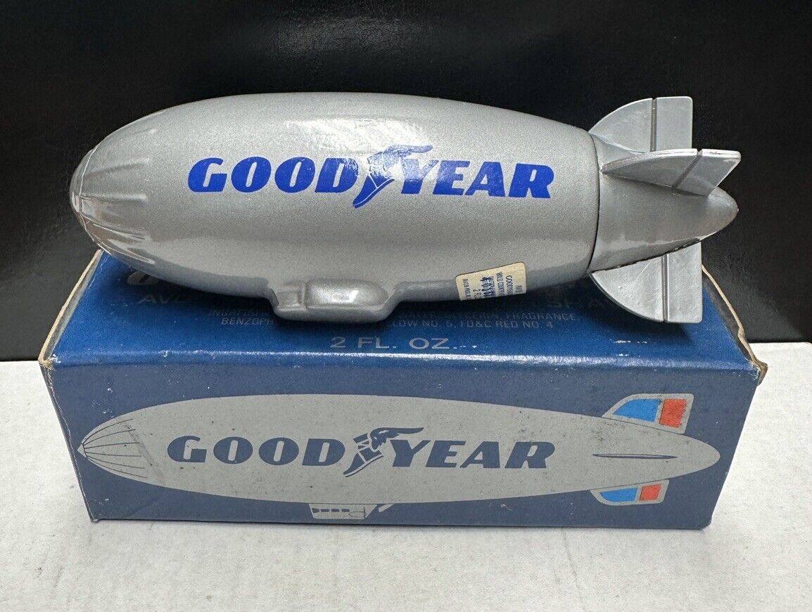 Vintage Avon Goodyear Blimp Decanter  Wild Country Boxed Fins Break To One Side