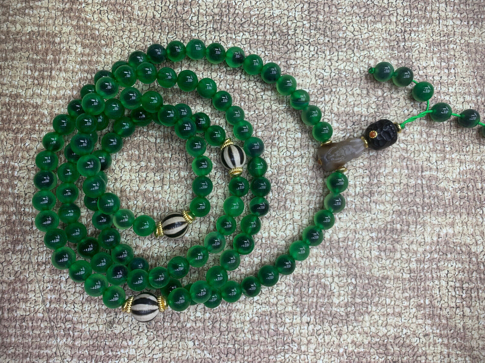 WOW Tibetan Natural Green Agate Dzi 8mm Round 108 Beads Necklace