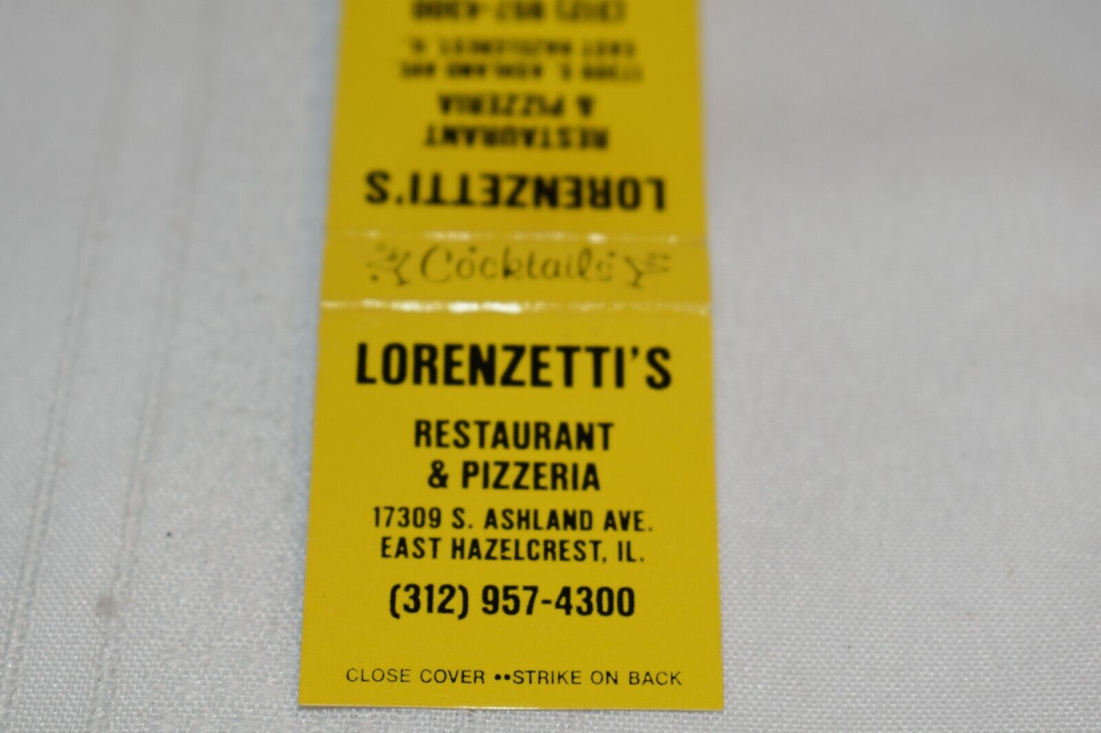Lorenzetti\'s Pizzeria East Hazelcrest Illinois 20 Strike Matchbook Cover