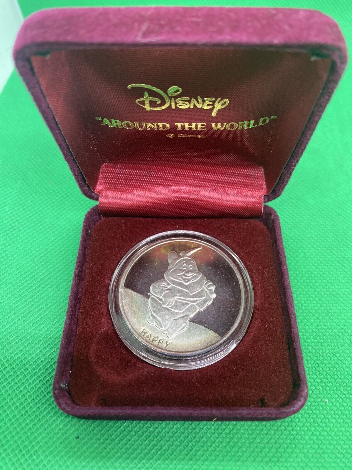1 Oz 999 Silver Disney Mint HAPPY Snow White 50th Anniversary Coin