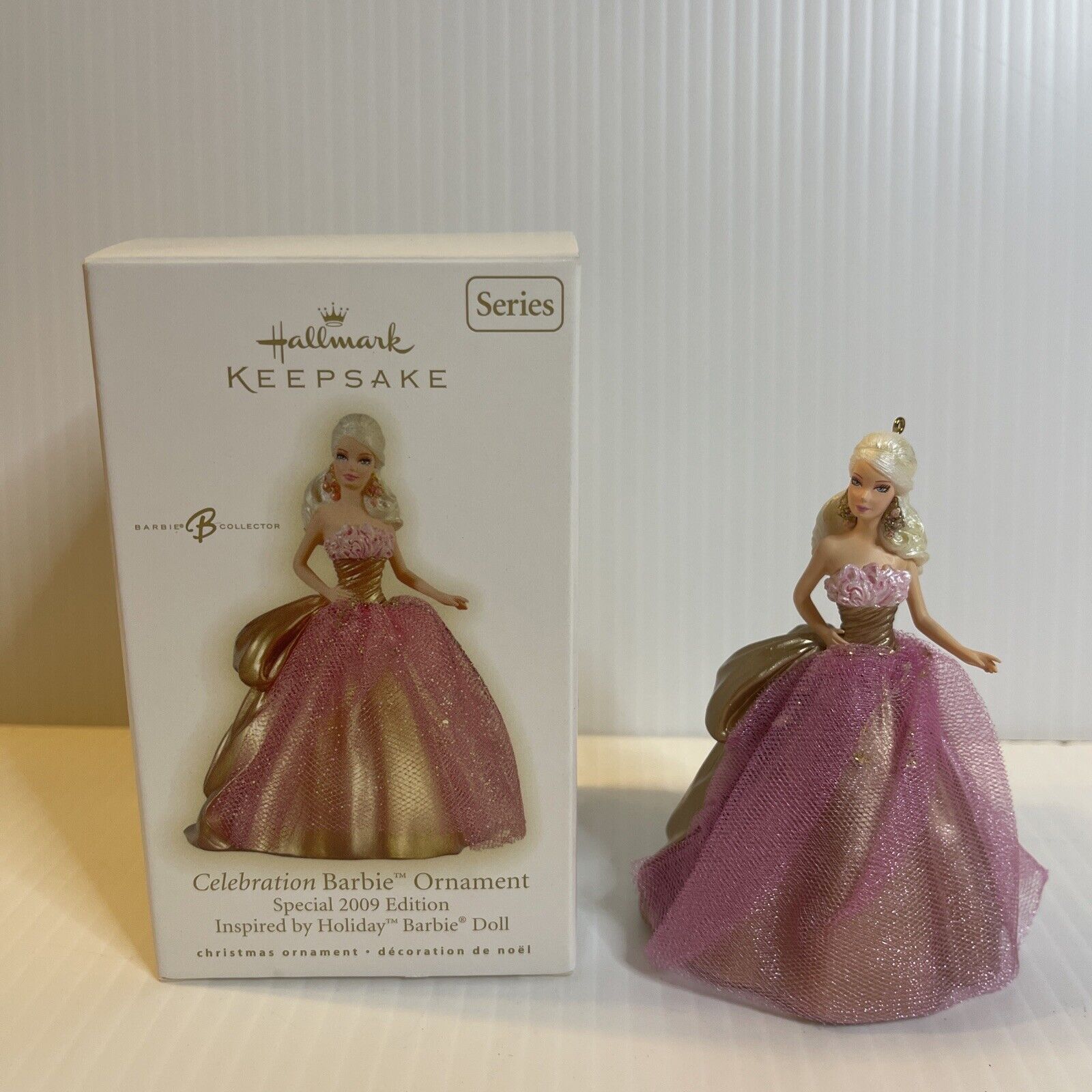 Hallmark Keepsake - Celebration Barbie Ornament - Special 2009 Edition