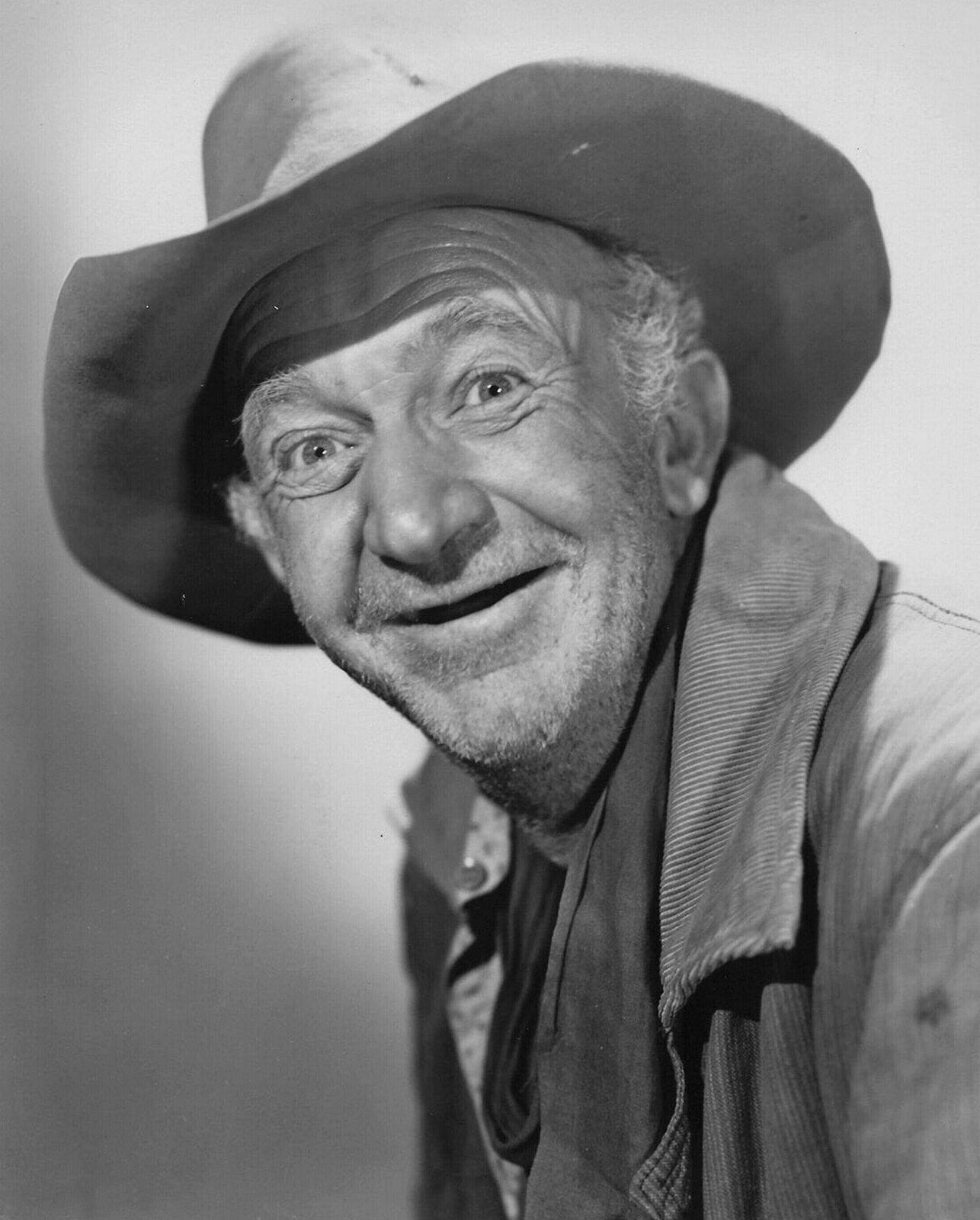 1948 WALTER BRENNAN From RED RIVER  Photo   (222-J )