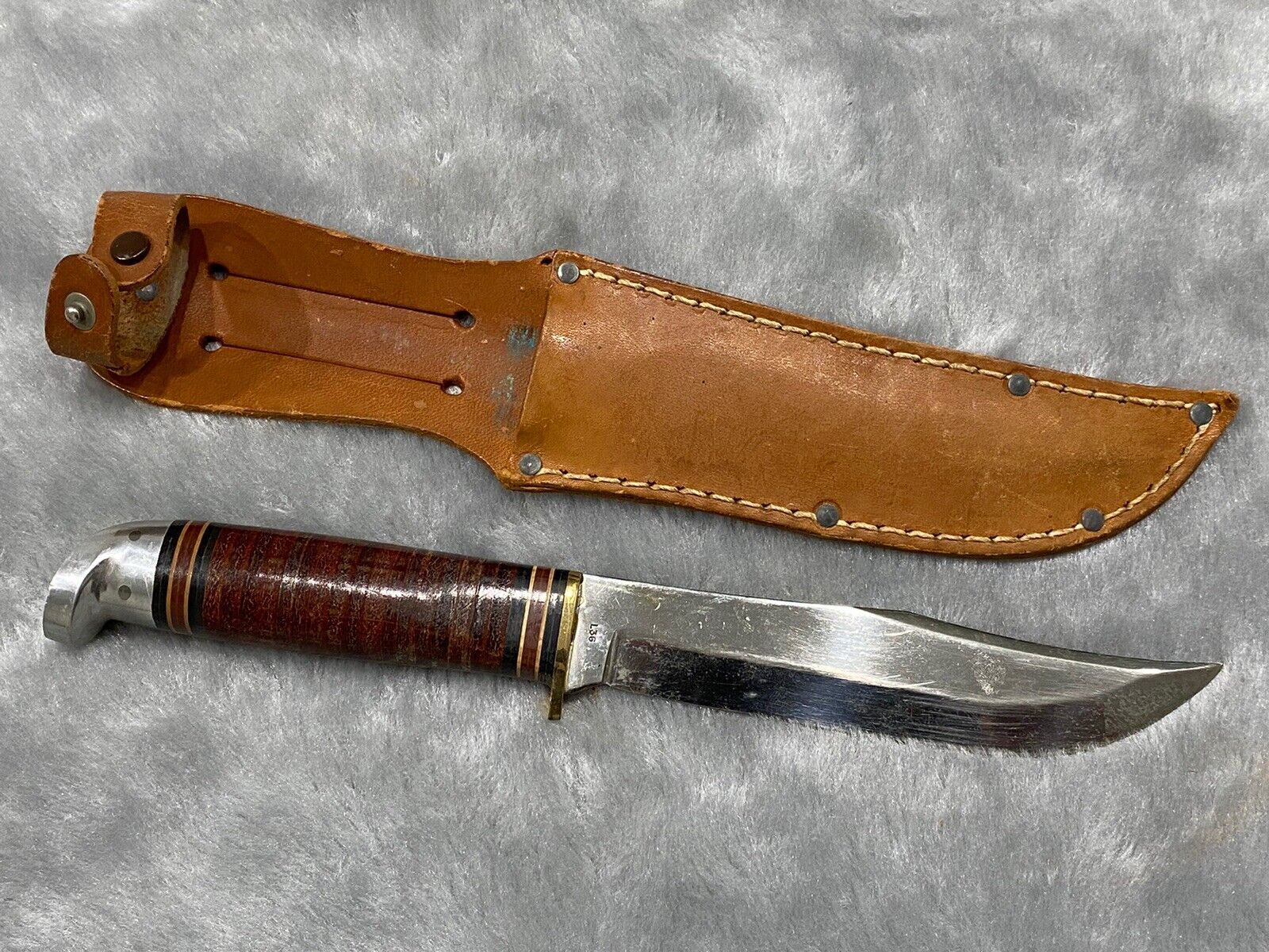 Vintage Western L36 Hunting Knife Boulder Colorado USA With Leather Sheath