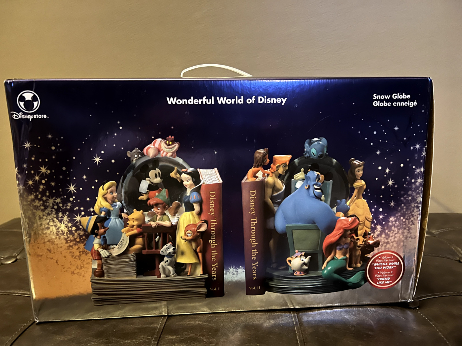 Brand New in Wrapping The Wonderful World Of Disney Bookends Musical Snow Globes