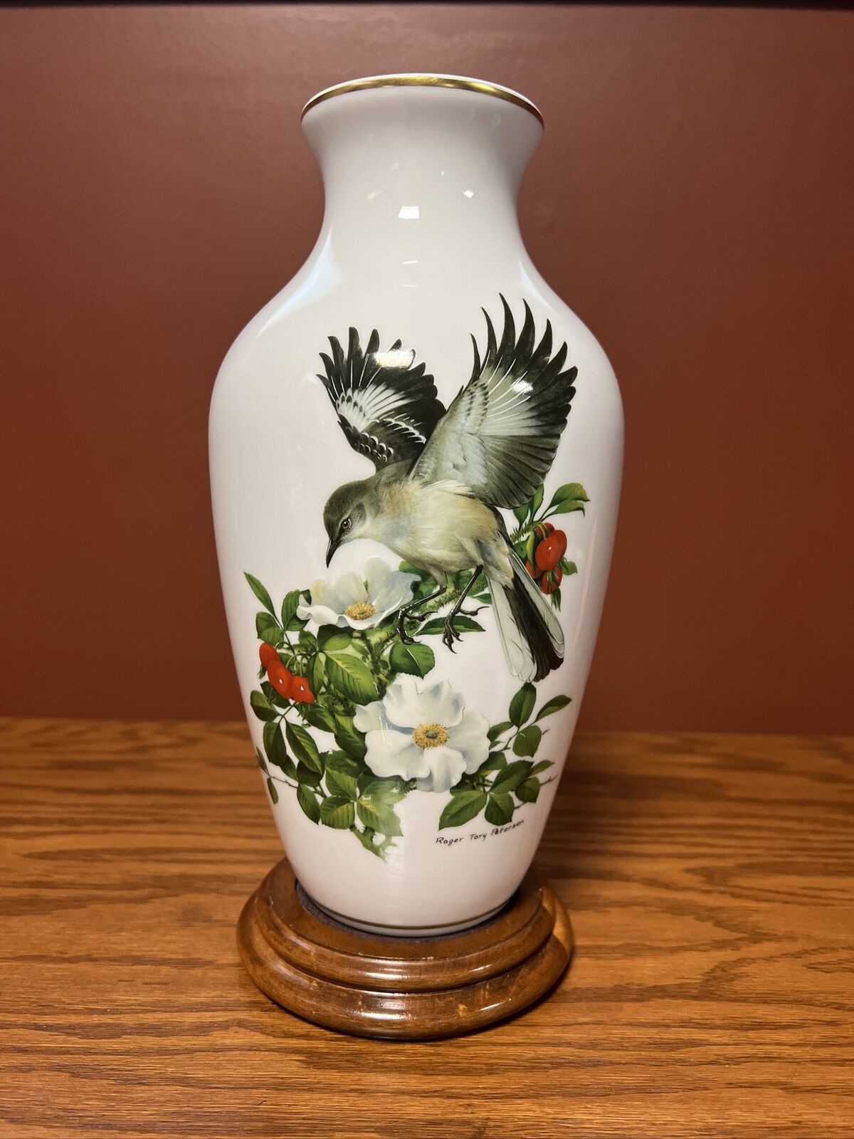 Danbury Mint Kaiser Germany Collectible Mockingbird Vase Roger Tory Peterson