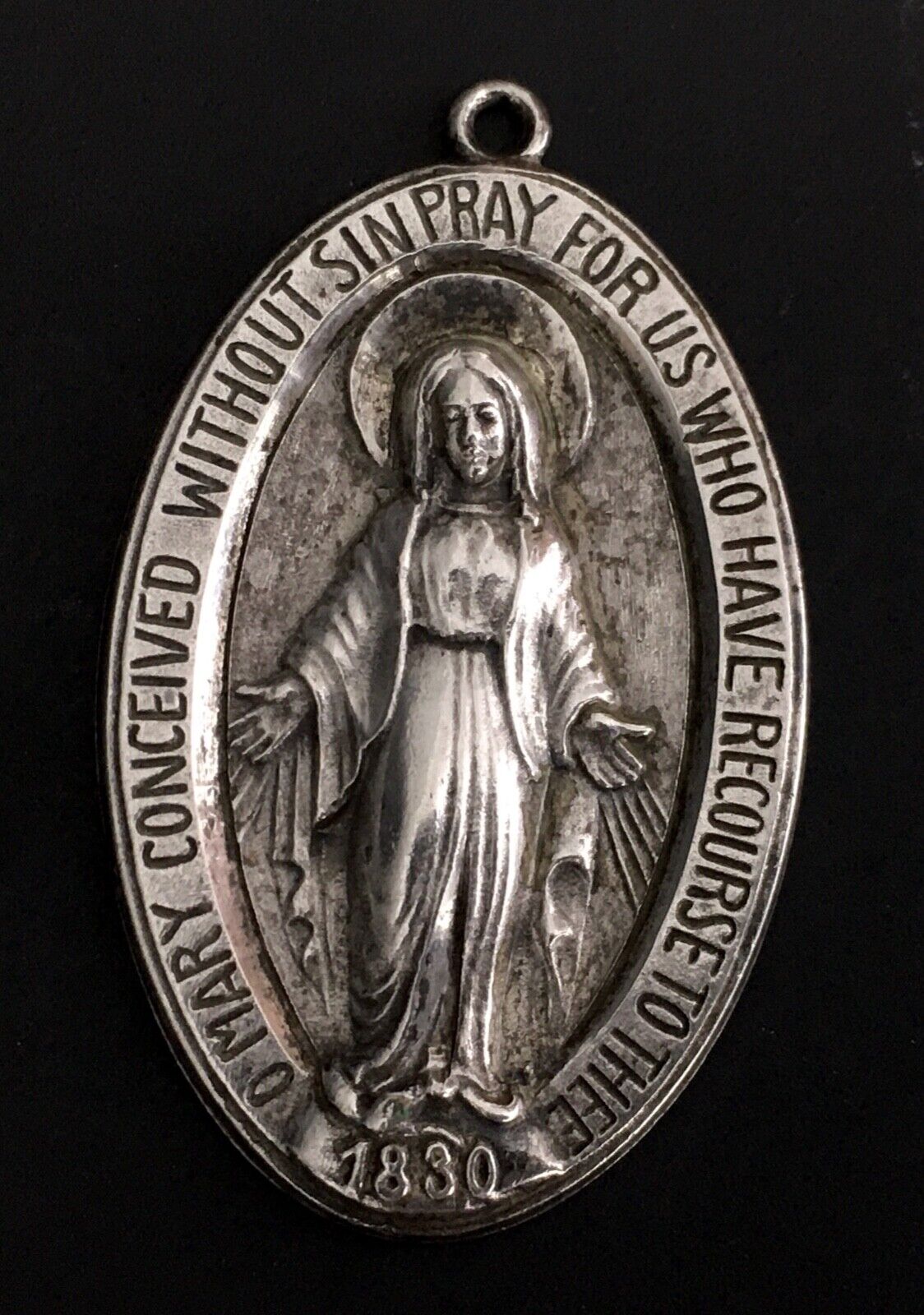 Vintage CHAPEL Sterling Silver  RELIGIOUS CHRISTIAN MARY 1830 Medal, Pendant.