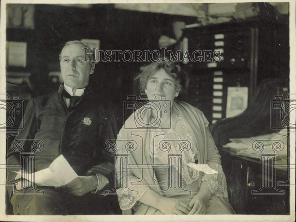 1918 Press Photo Ballington Booth and Wife, Co-Founders of Volunteers of America