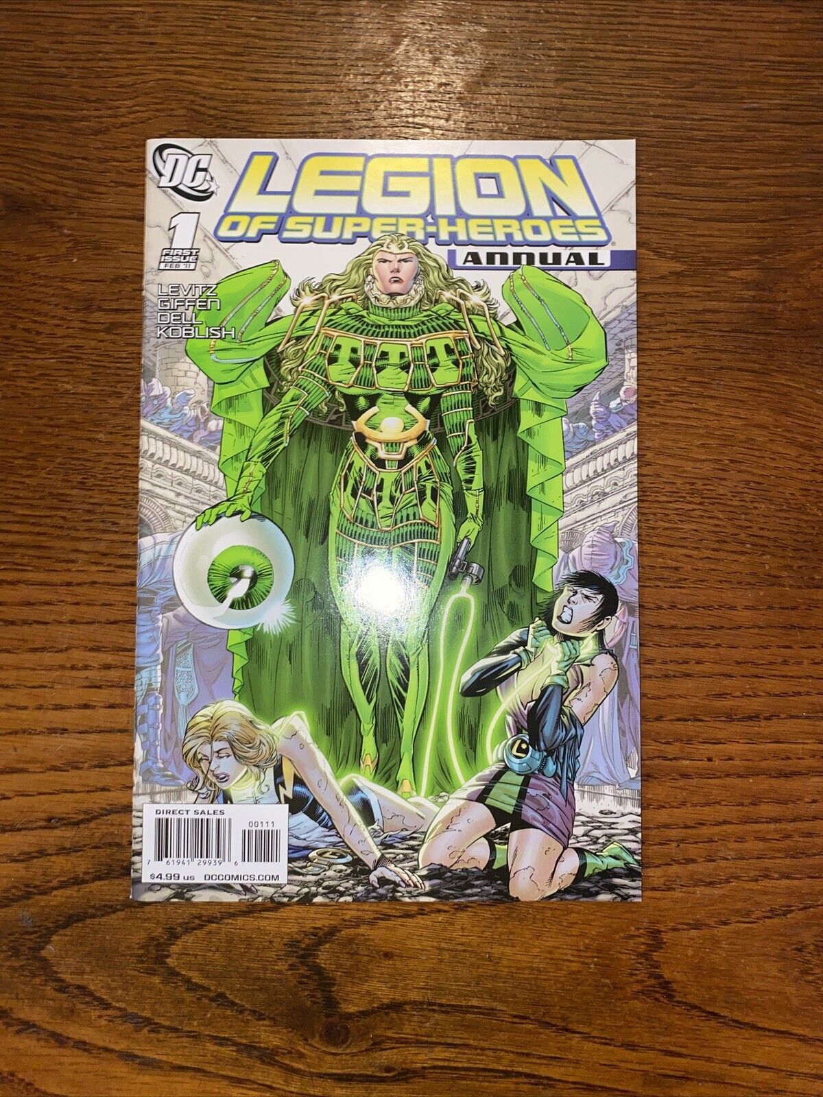 Legion of Super Heroes Annual 1 Volume 6 2010 Series DC Comic Book March 2011