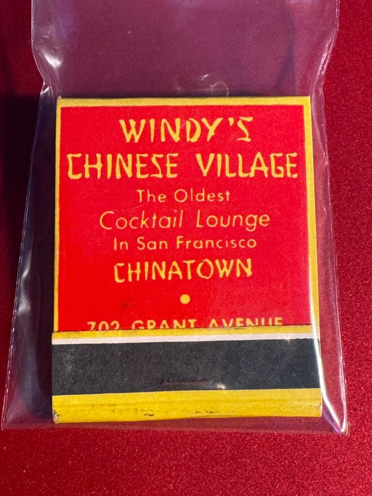 MATCHBOOK - WINDY\'S CHINESE VILLAGE - CHINATOWN - SAN FRANCISCO, CA - UNSTRUCK