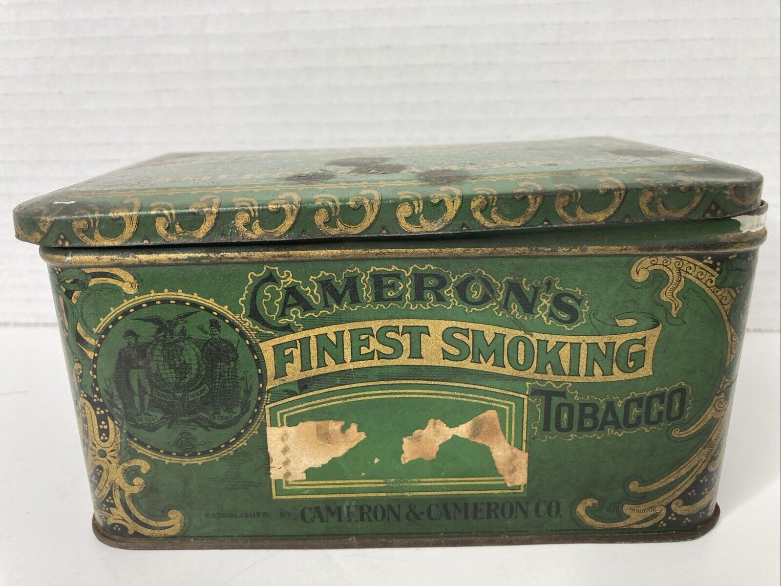 Vintage CAMERON\'S Finest Smoking Tobacco Tin Litho Green Virginia USA