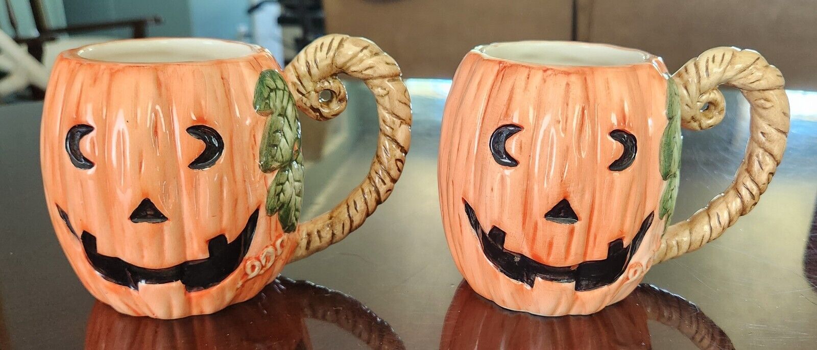 2 Vintage Omnibus Fitz and Floyd 1995 Halloween Pumpkin Mugs Nice