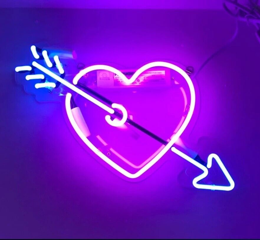 Cupid\'s Arrow Love Heart Acrylic Neon Sign 14\