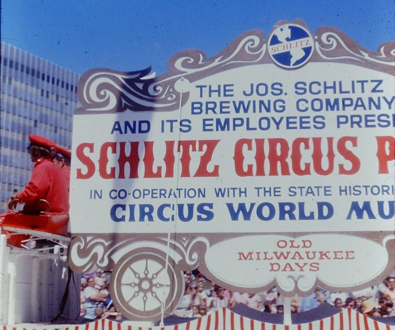 24 color mounted slides Milwaukee Circus Parade 1973 Circus World Museum 1968