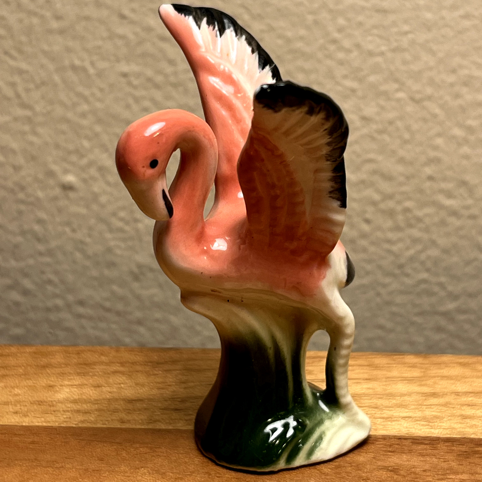 VTG Ceramic Flamingo Figurine - 2.25 Inches - MCM - Pink White Black Green - #39