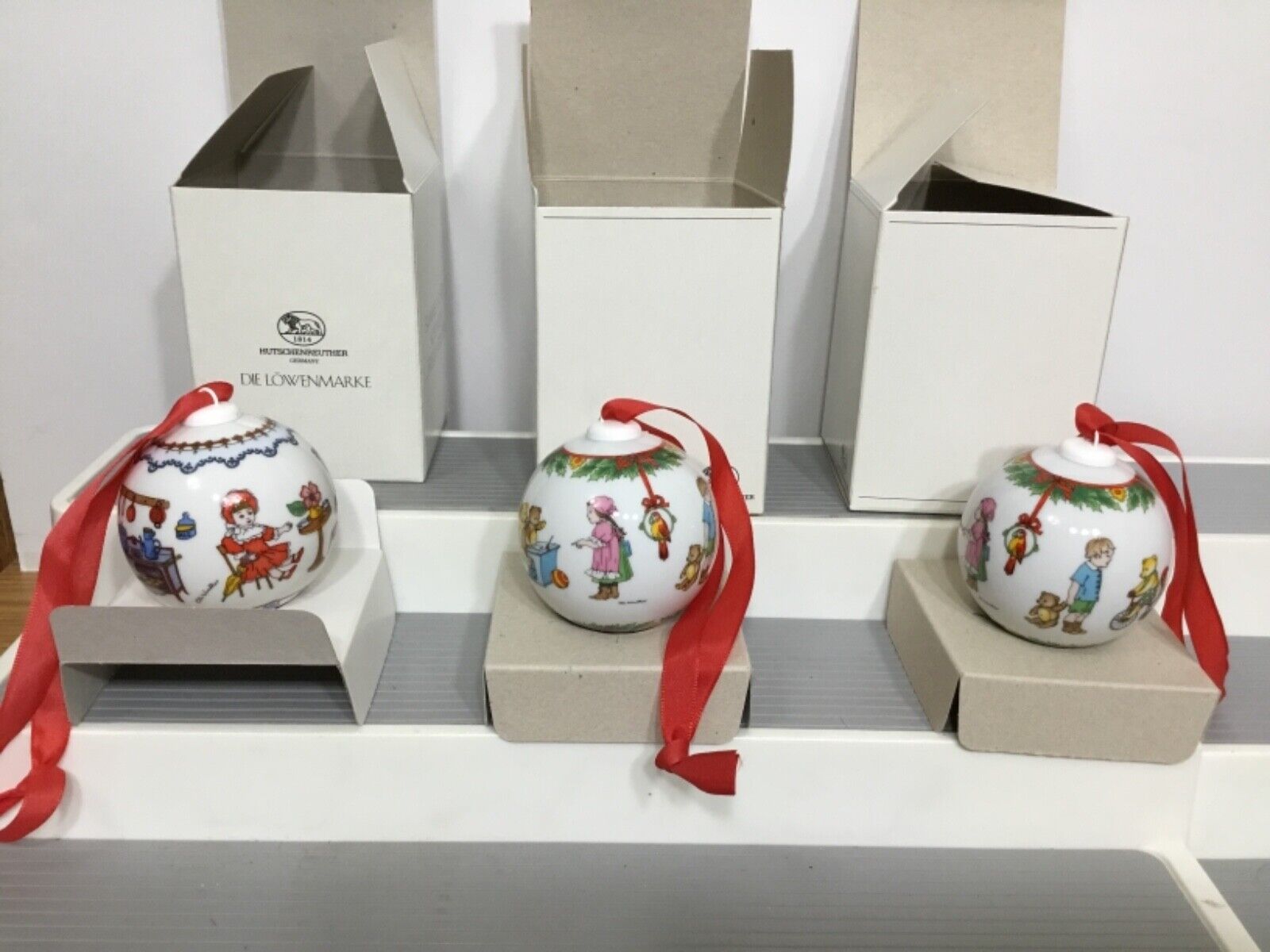 Lot of 3 Vintage Hutschenreuther Collectable Christmas Balls with Boxes. (F1)