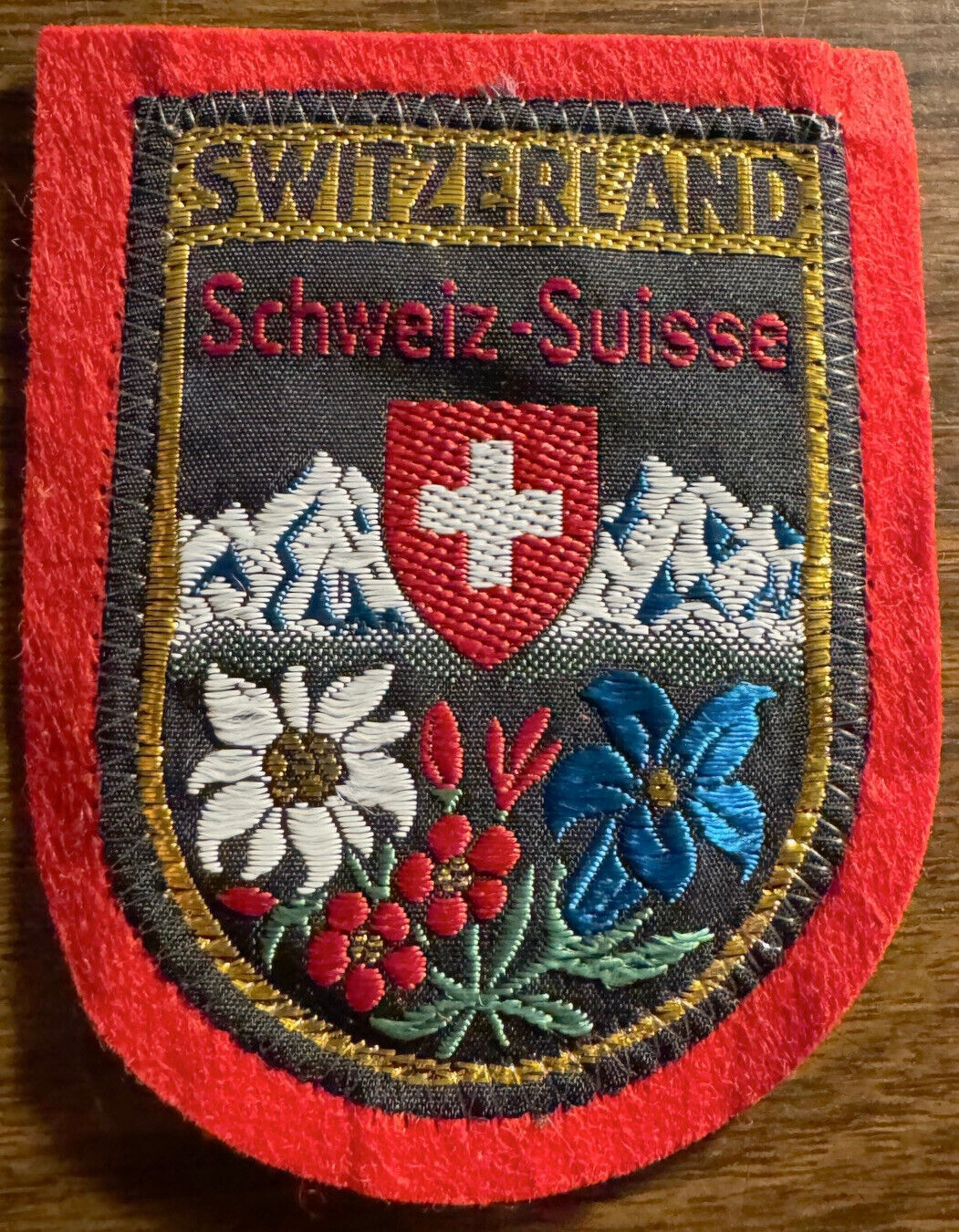 SWITZERLAND  Souvenir Patch - 2 1/4\