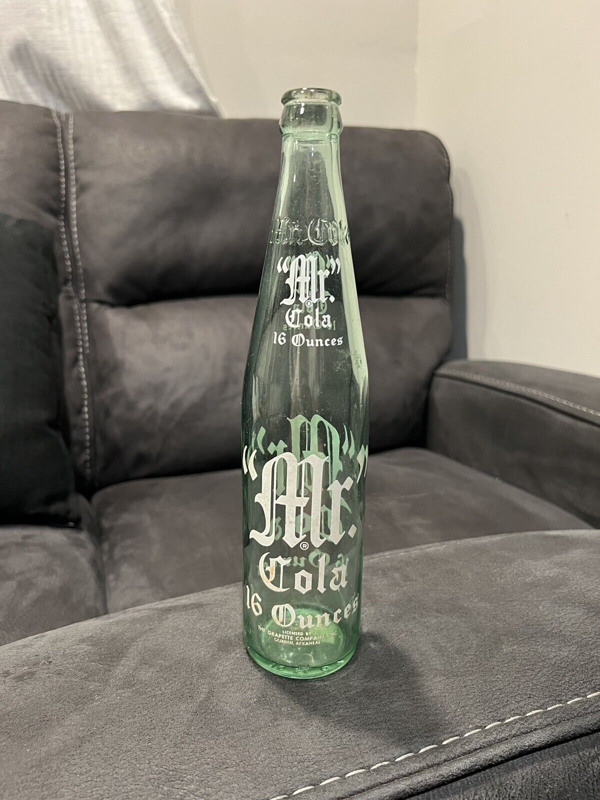 Vintage “Mr.” Cola 16 Ounces Antique Bottle Green Arkansas Embossed
