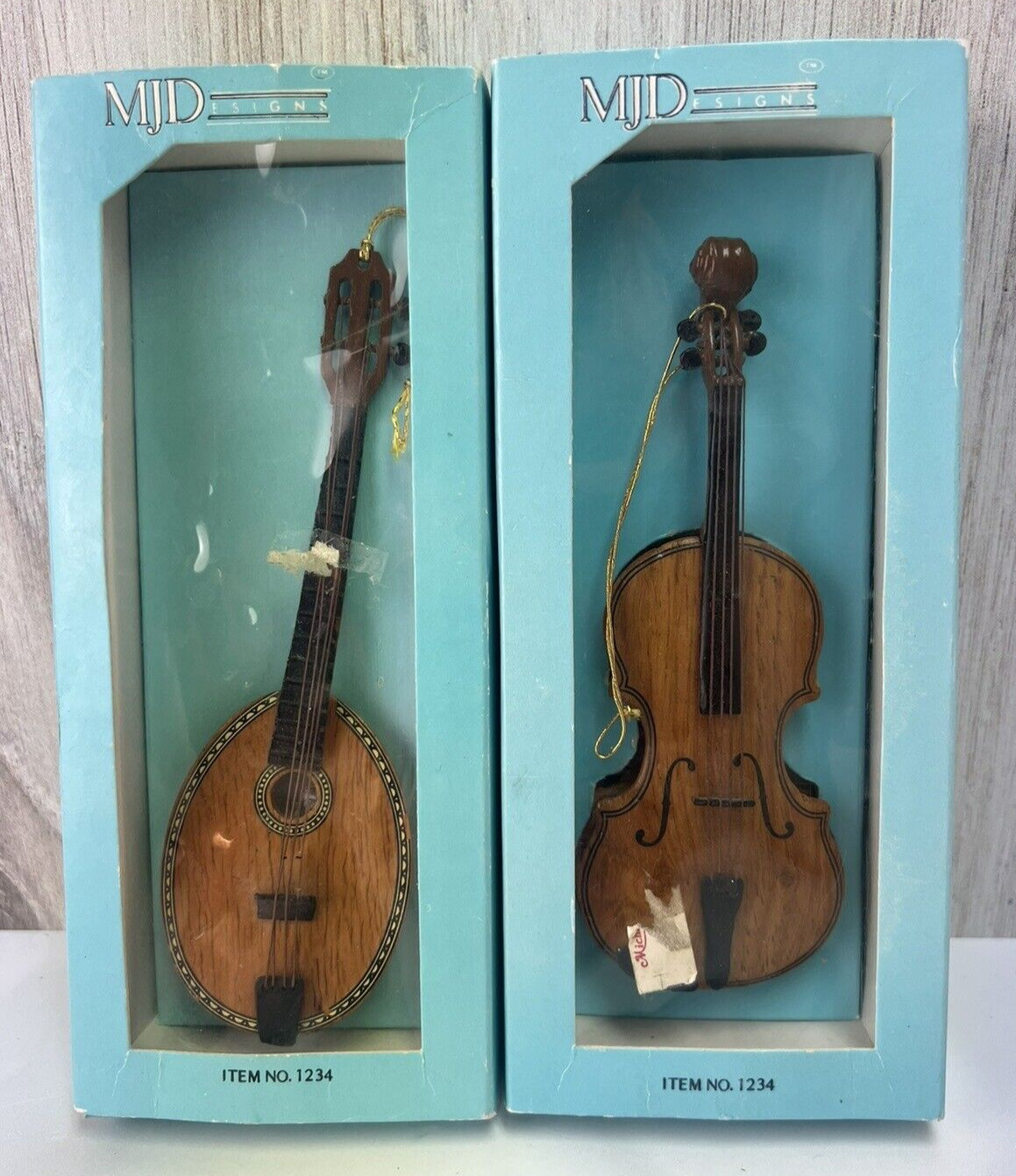 MJ Designs Vintage Detailed Wood Violin & Mandolin Christmas Ornaments Set of 2
