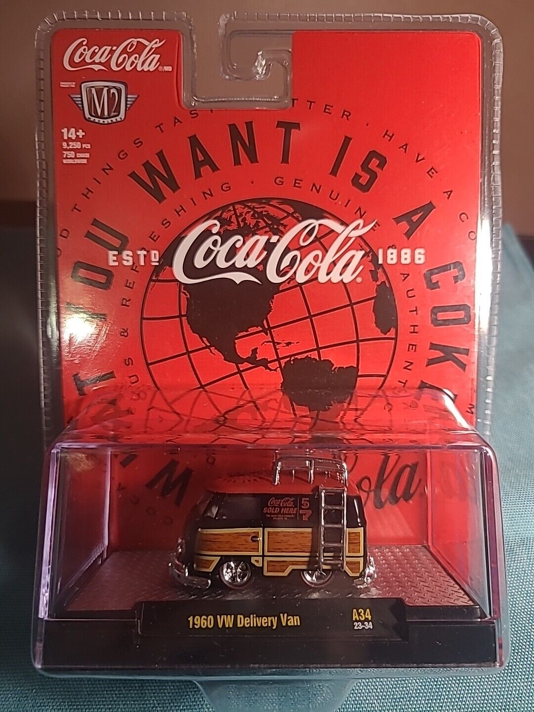 M2 coca cola 1:64 VW Delivery Van Kombi \'60