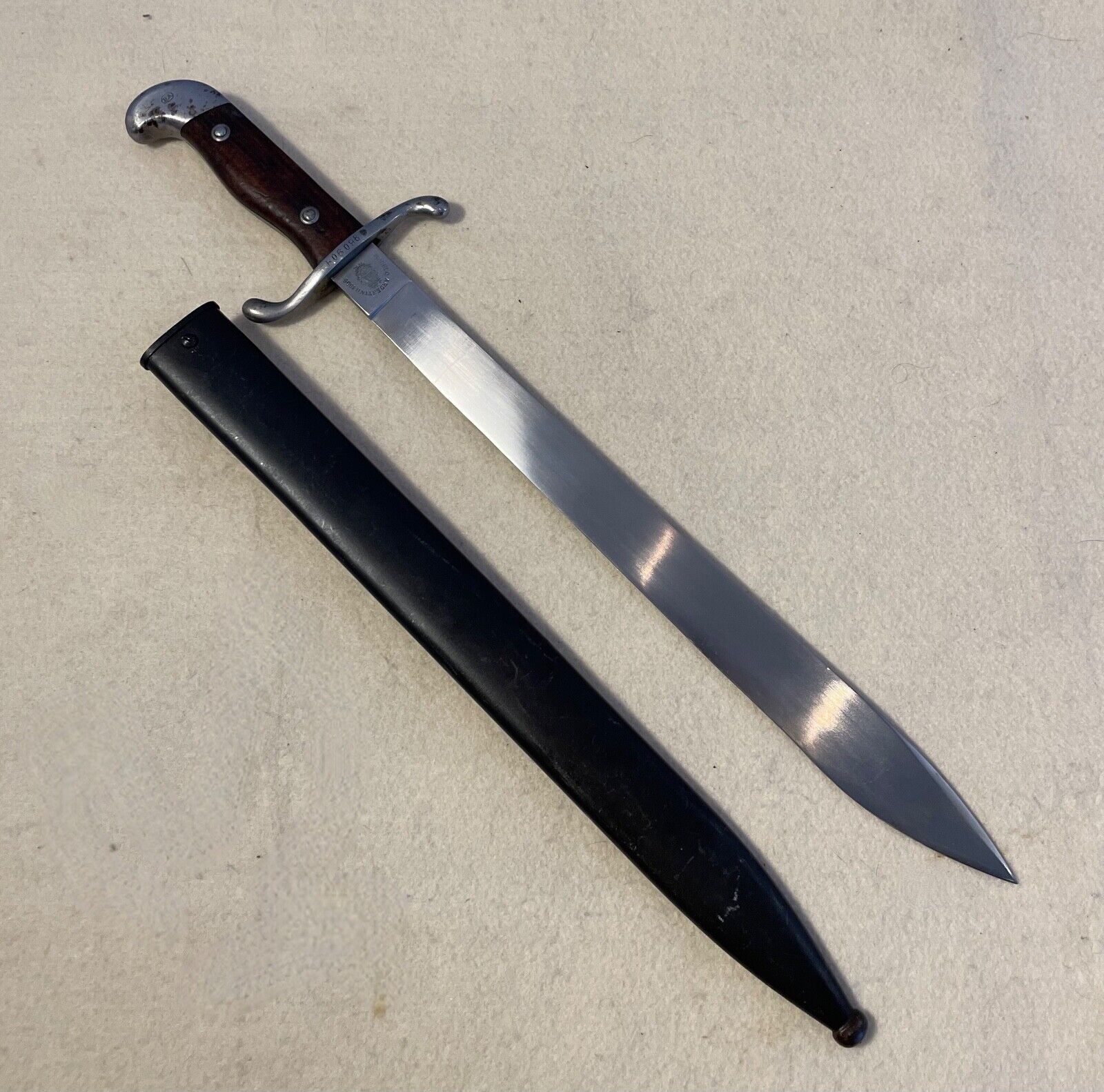 BEAUTIFUL UNISSUED ARGENTINE BOLO KNIFE SWORD & SCABBARD MATCHING