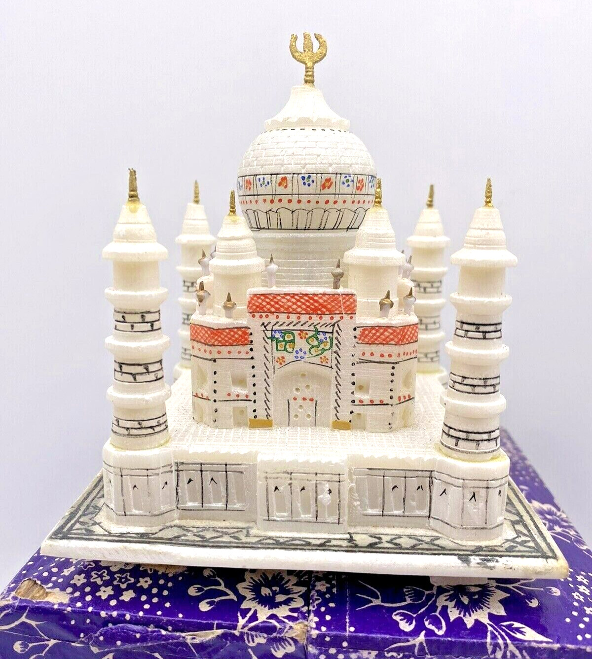 Taj Mahal Agra, India Carved Stone Vintage Souvenir Building In Box