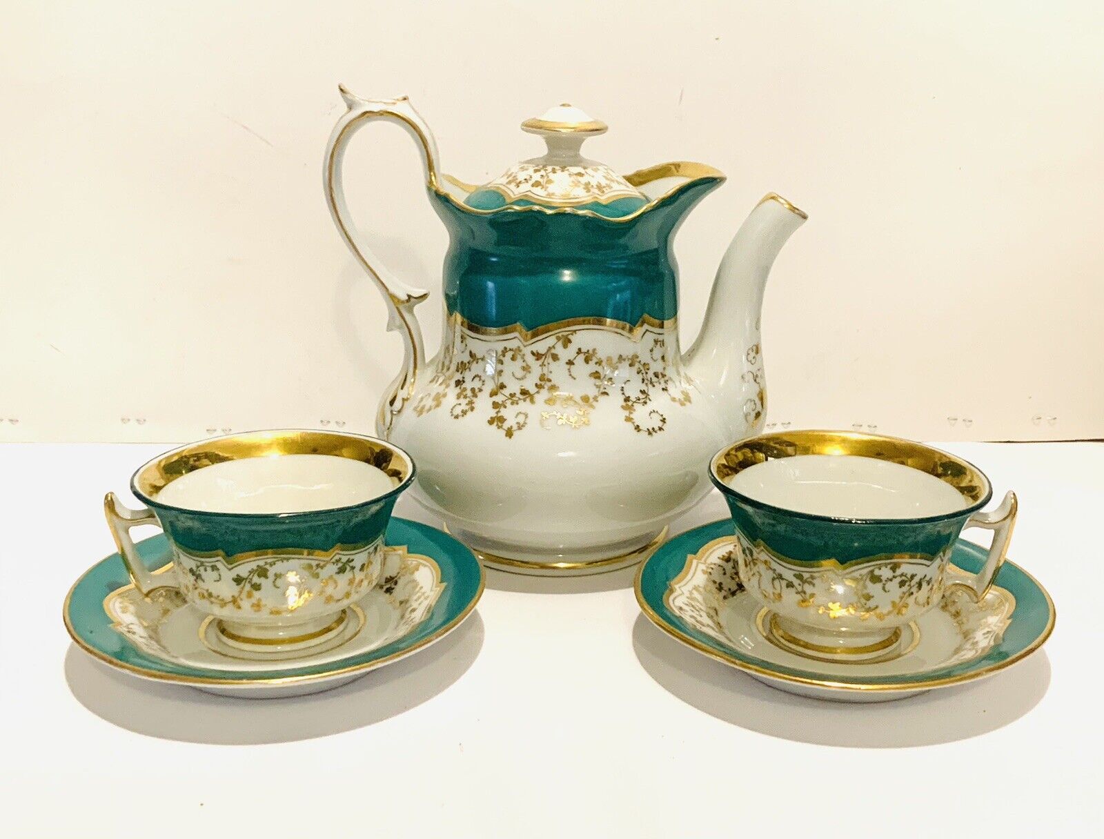 19th c. Empire Old Paris Porcelain Russian Green Gold Coffeepot & Cups c1825