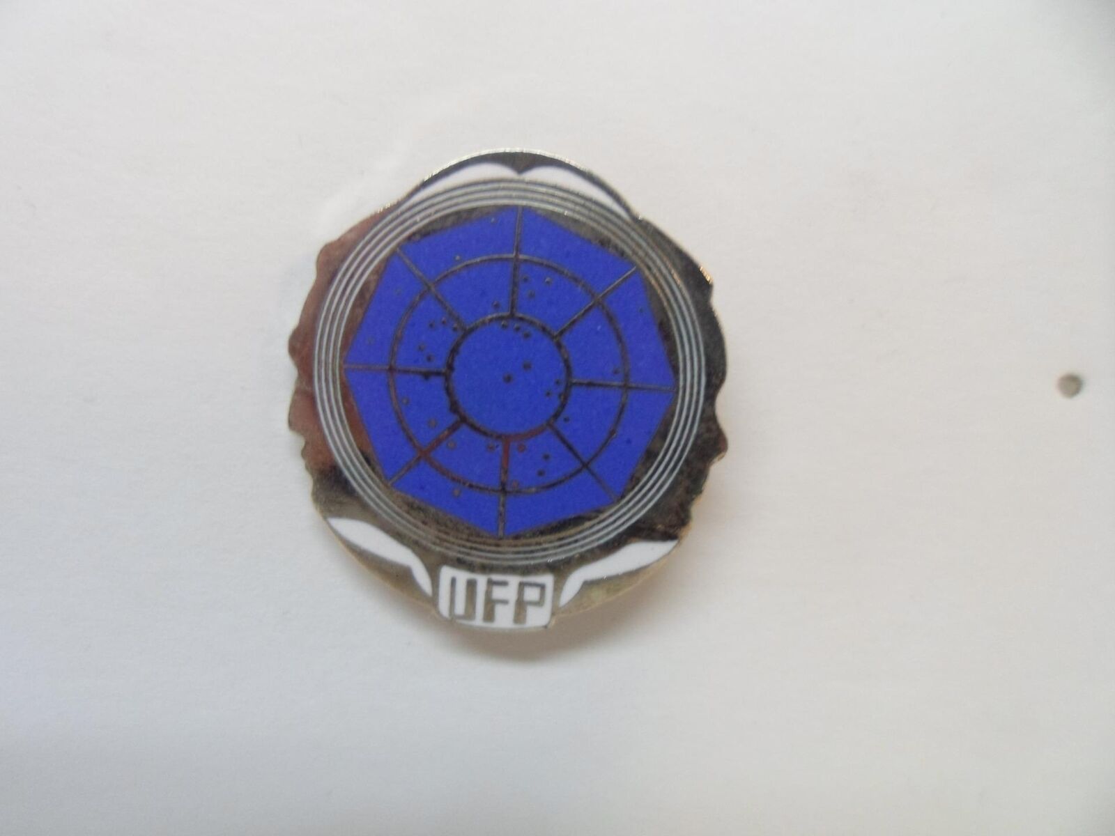 Vintage 1988 Star Trek United Federation Of Planets Badge Pin - UNUSED