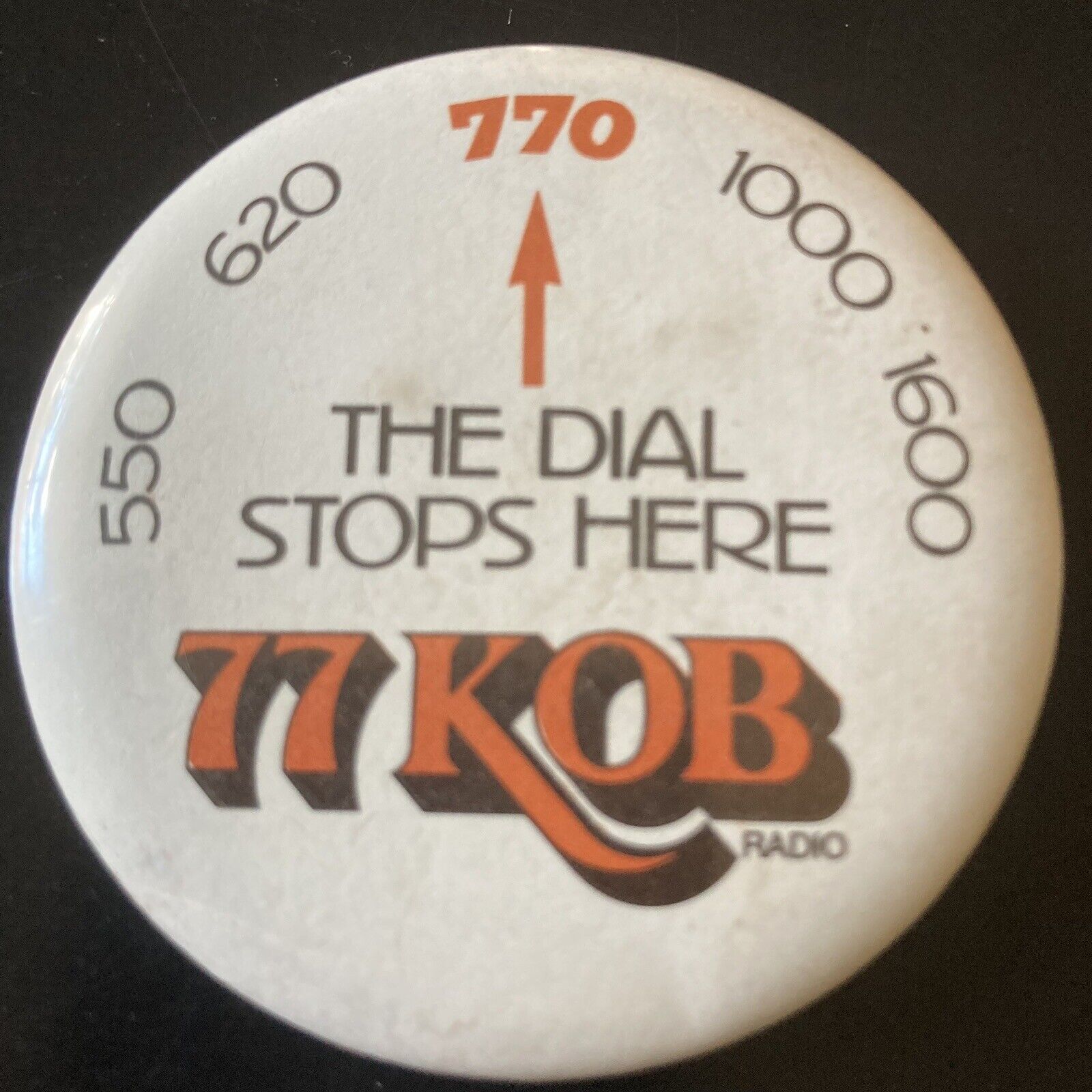 Vintage 770 KOB Albuquerque NM Radio Ad Promo Pin Button