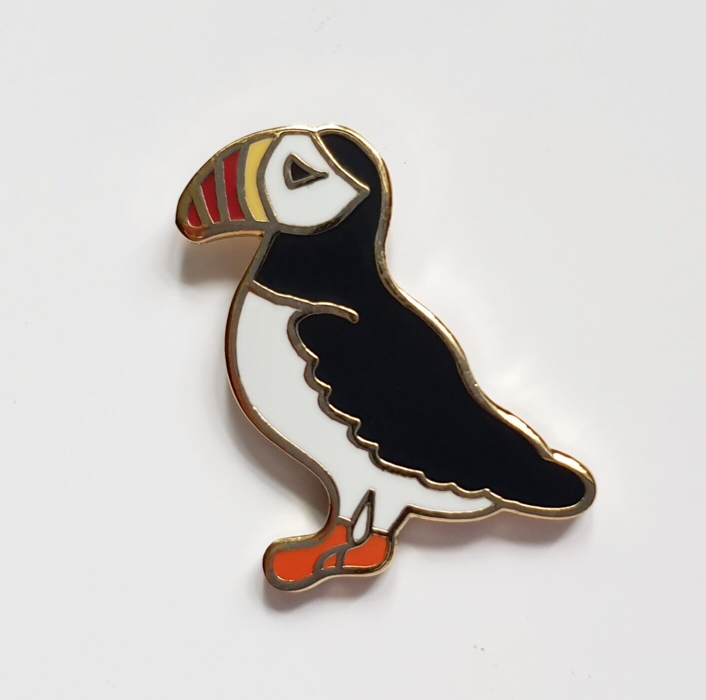 PUFFIN Metal enamel Pin Badge British Coastal bird ornithology birds seabird