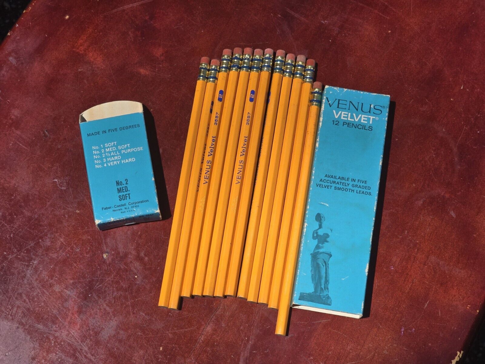 Vintage Venus Velvet Blue Band Pencils # 3557 No. 2 Medium Soft 12 Pencils