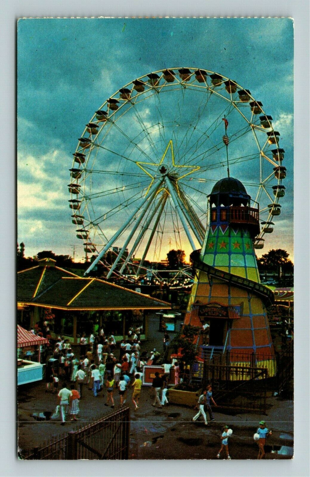 Niagara Falls-Canada, Maple Leaf Village, Rides Midway, c1980 Vintage Postcard