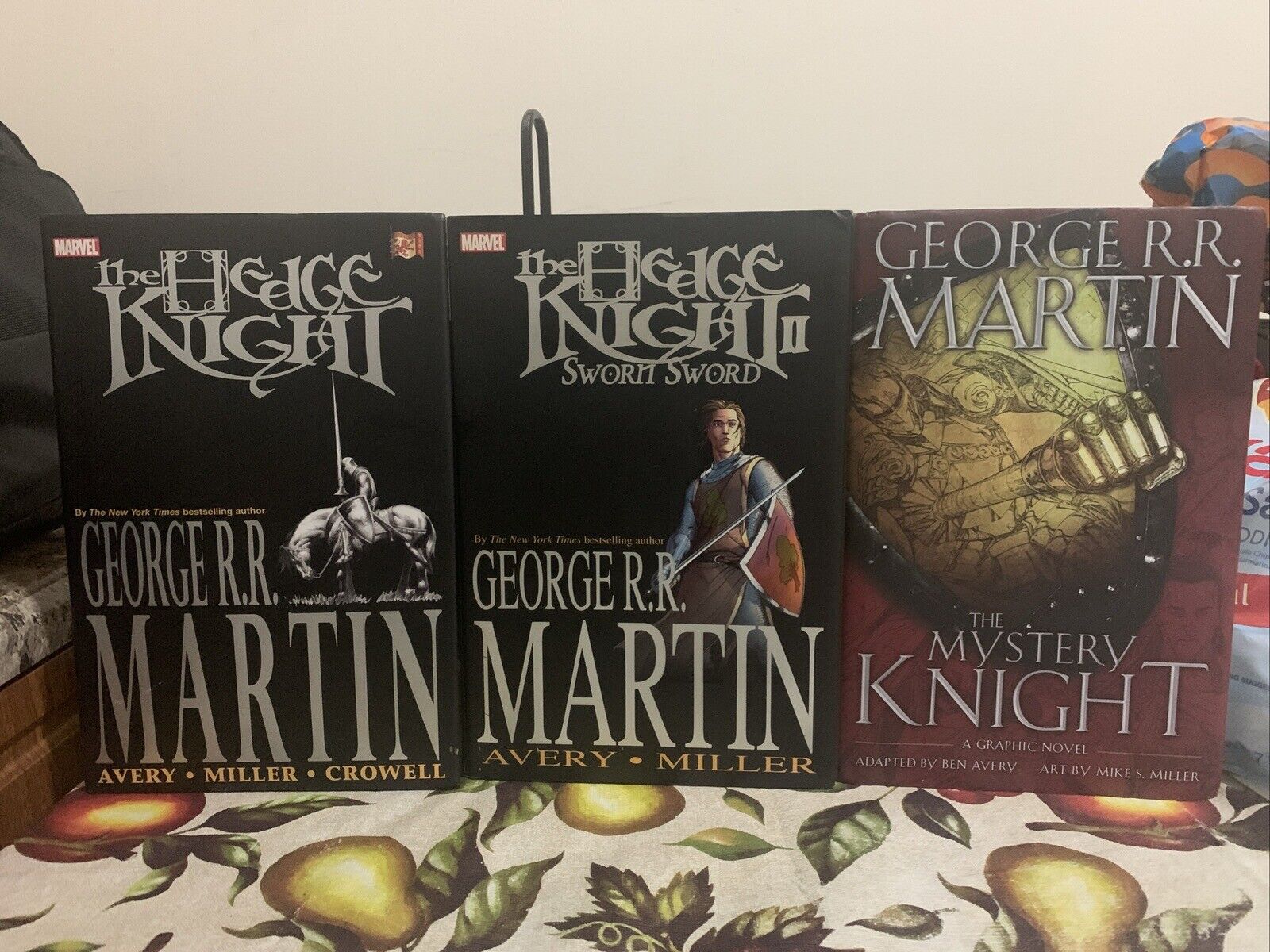 George RR Martin Tales Of Dunk And Egg Hedge Knight Sworn Sword Mystery Knight.