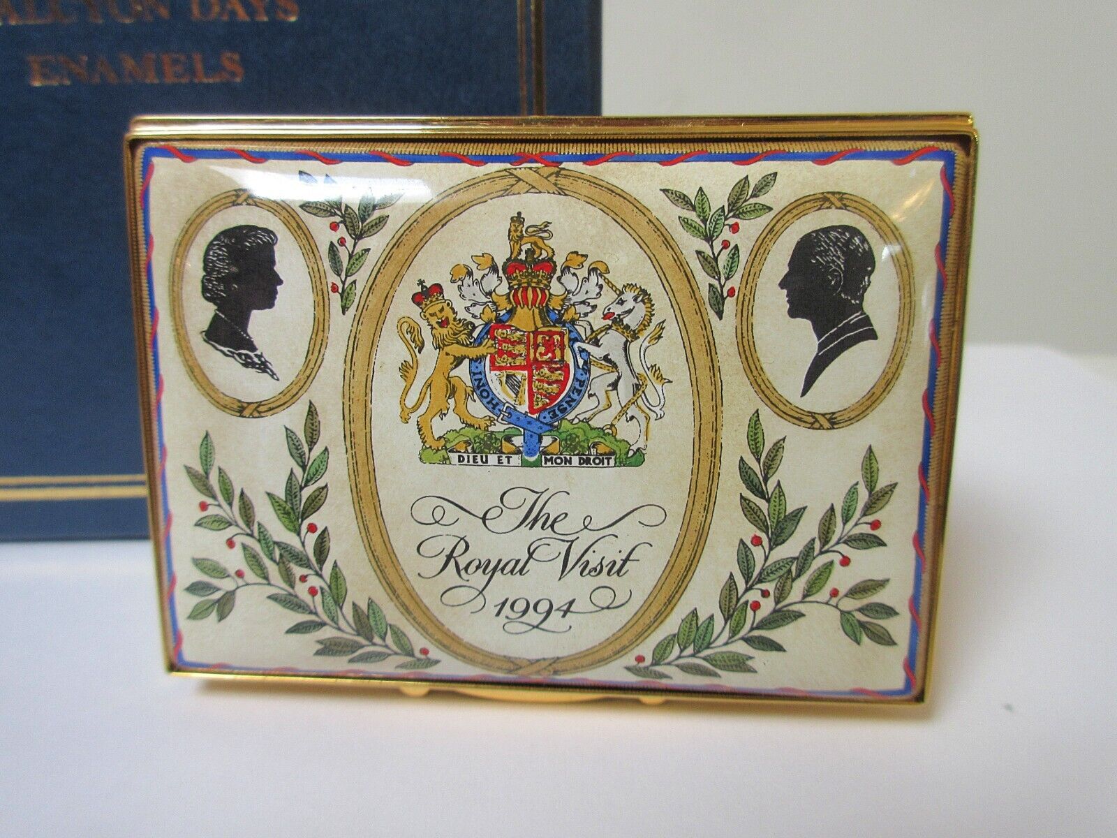 Halcyon Days Trinket Box Royal Visit 1994 Caribbean Queen Elizabeth Ltd. Edition