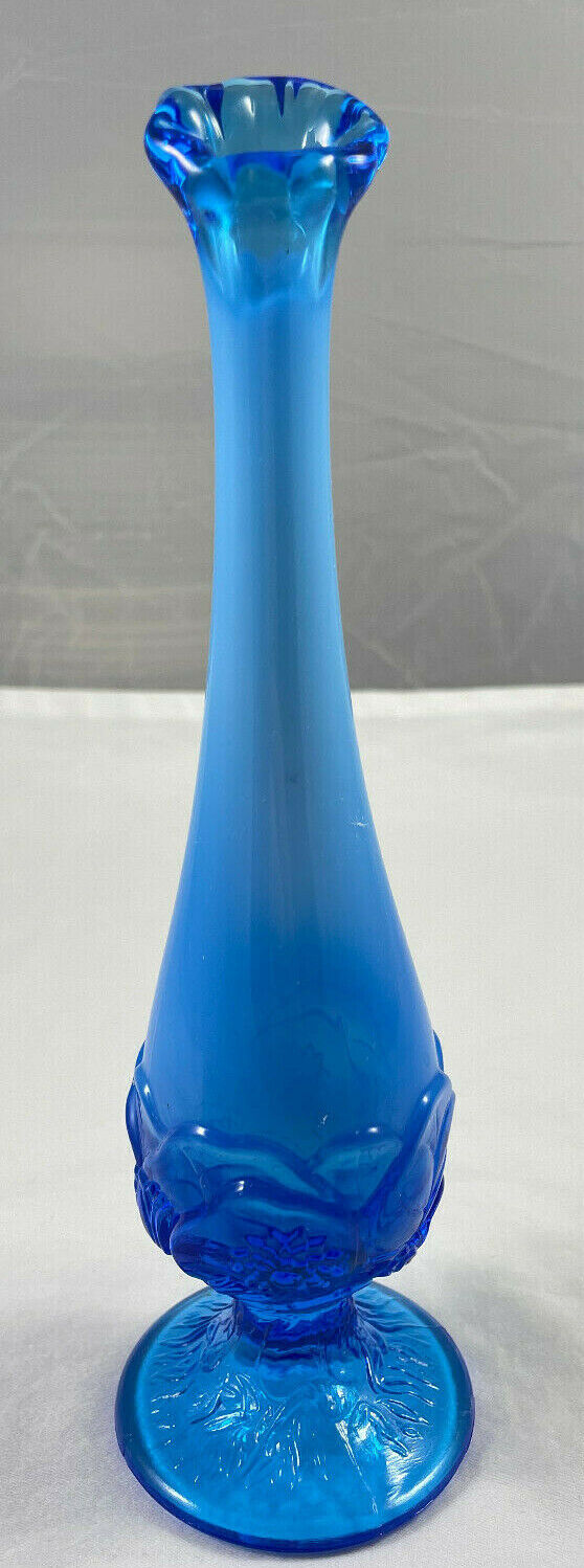 Water Lily Bud Vase Swung Fenton Bright Blue Stretch 9.5\