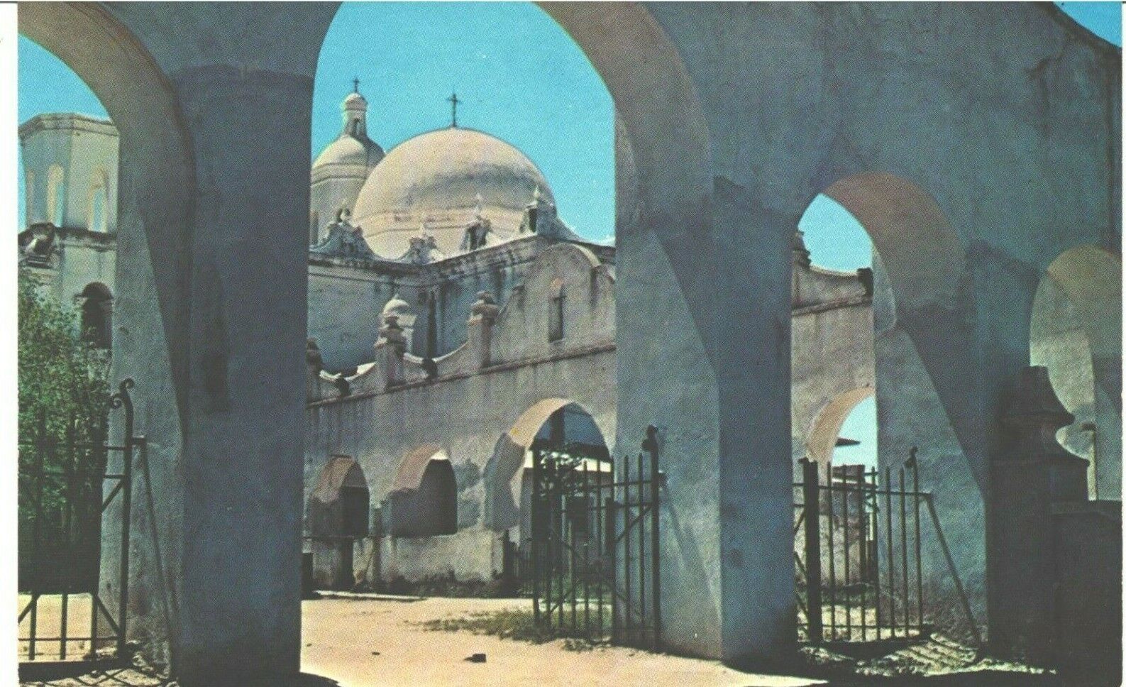 San Xavier Del Bac Missions Postcard 41320C Color Unposted