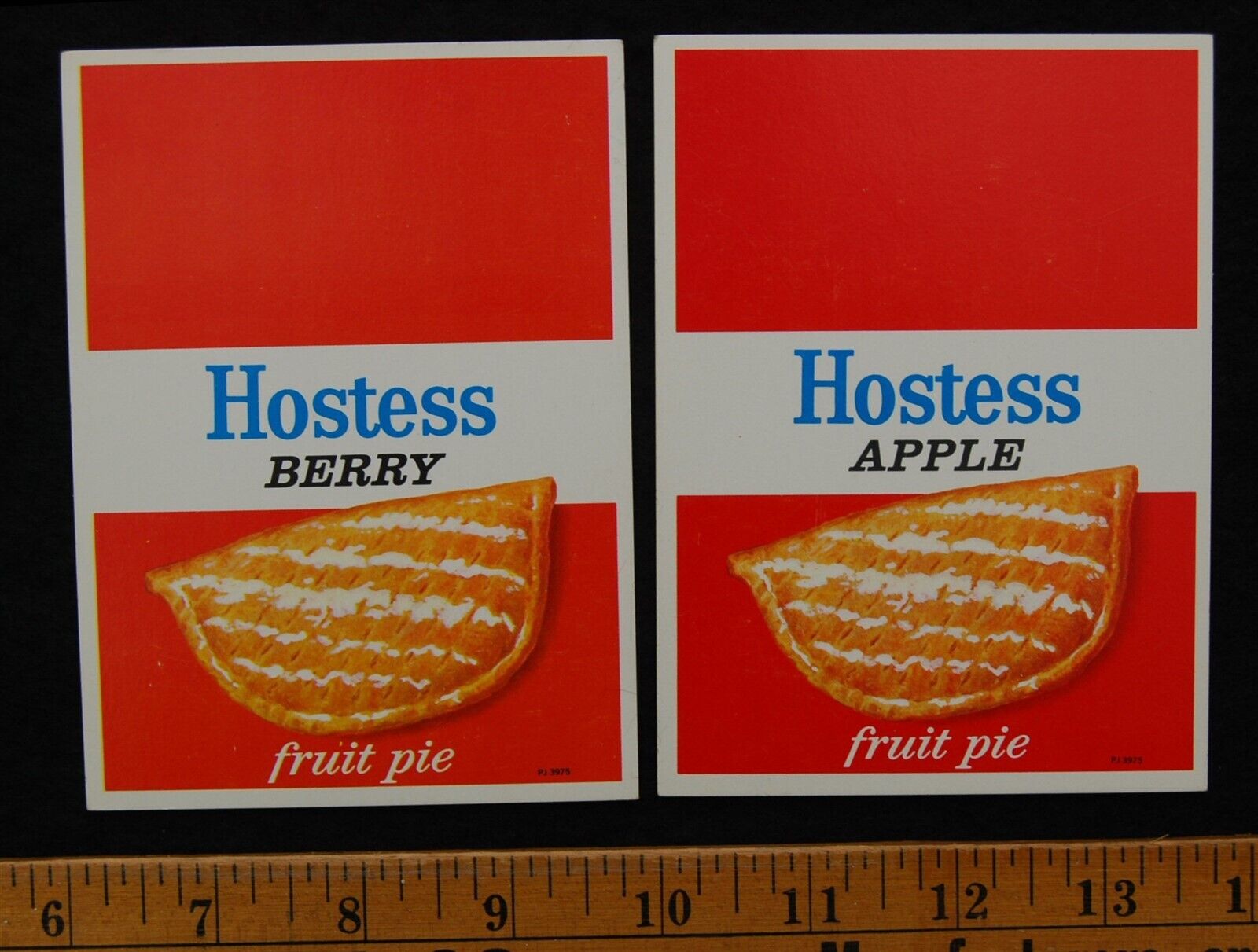 [ 1960s - 1970s HOSTESS Fruit Pies - Vintage Vending Machine Signs / Cards  ]