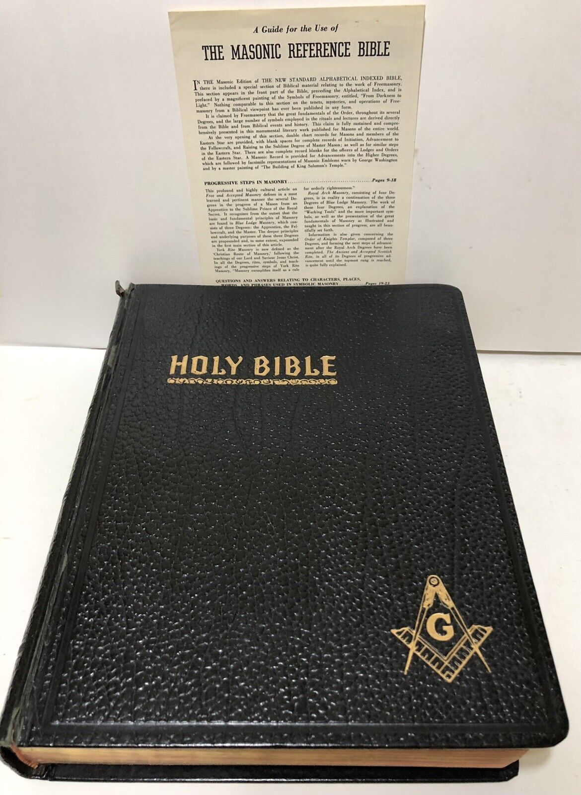 1963 Vintage Masonic Lodge Presentation HOLY BIBLE - Masons Edition - RED LETTER