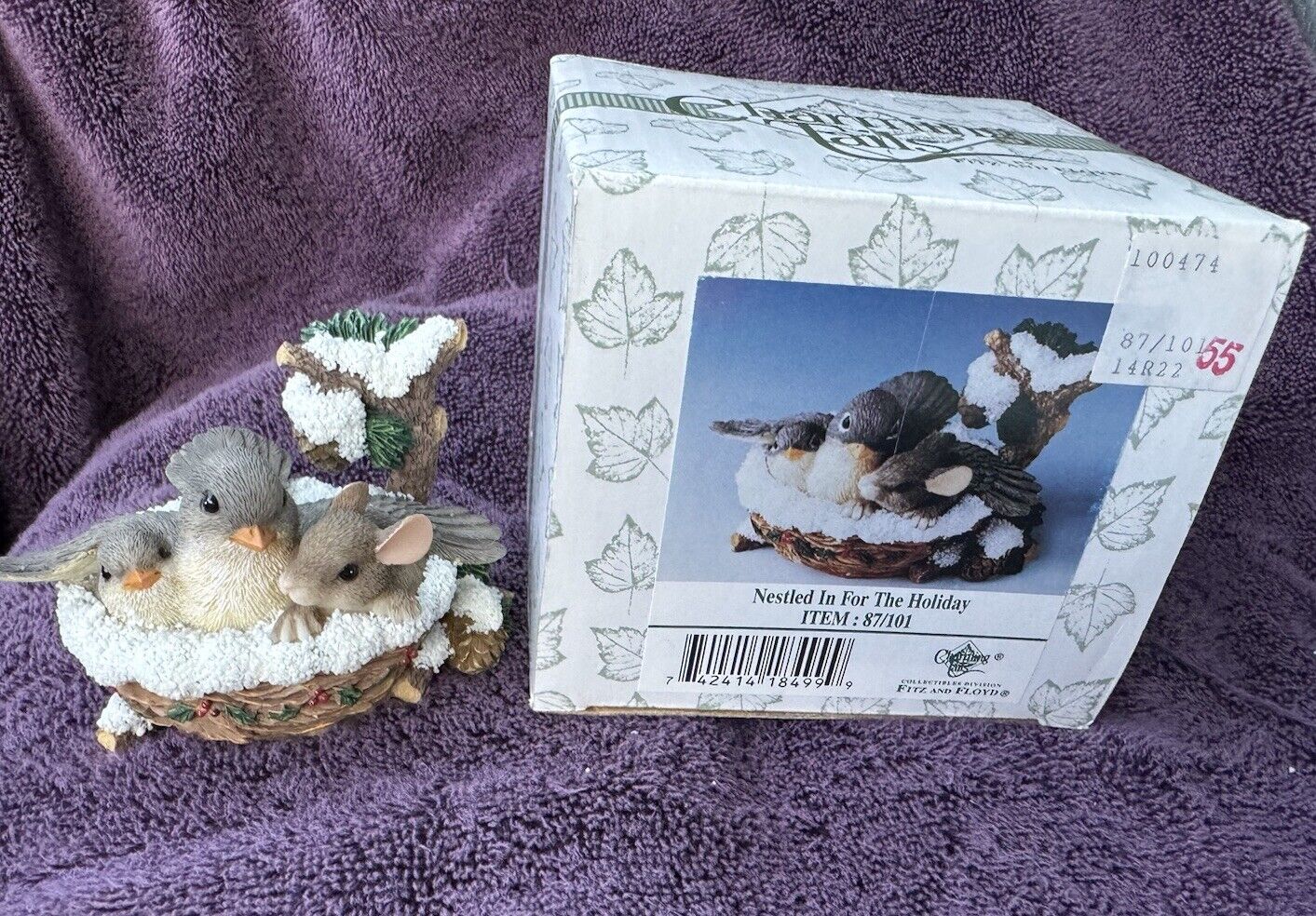 Charming Tails ~Nestled In For The Holiday Resin Figurine 87/101 Fitz & Floyd