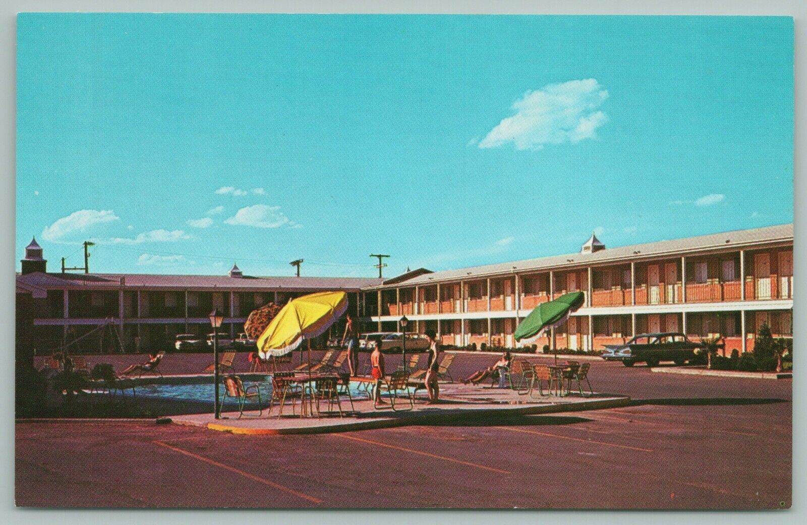 Odessa Texas~Ramada Inn~Hwy 80~Pool~Sun Umbrella~24hr Coffee Shop~Postcard